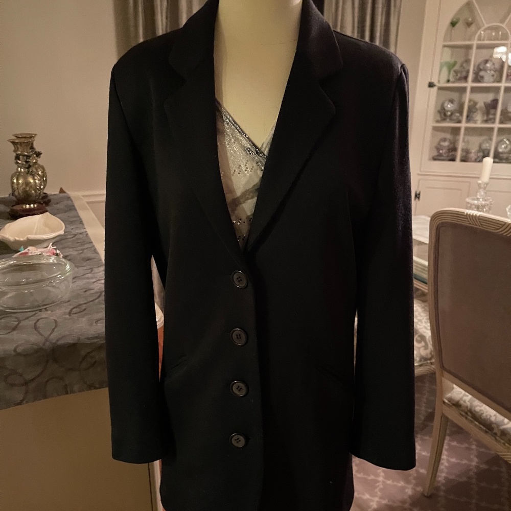 J CAMPTON Black blazer boyfriend style long soft material